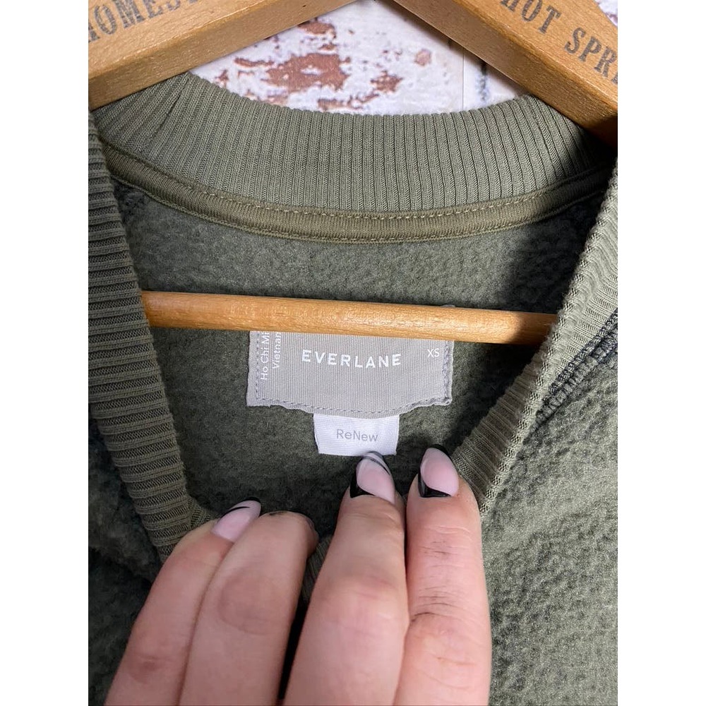 Everlane The ReNew Fleece Olive Raglan Pullover Sweatshirt - Picture 6 of 9